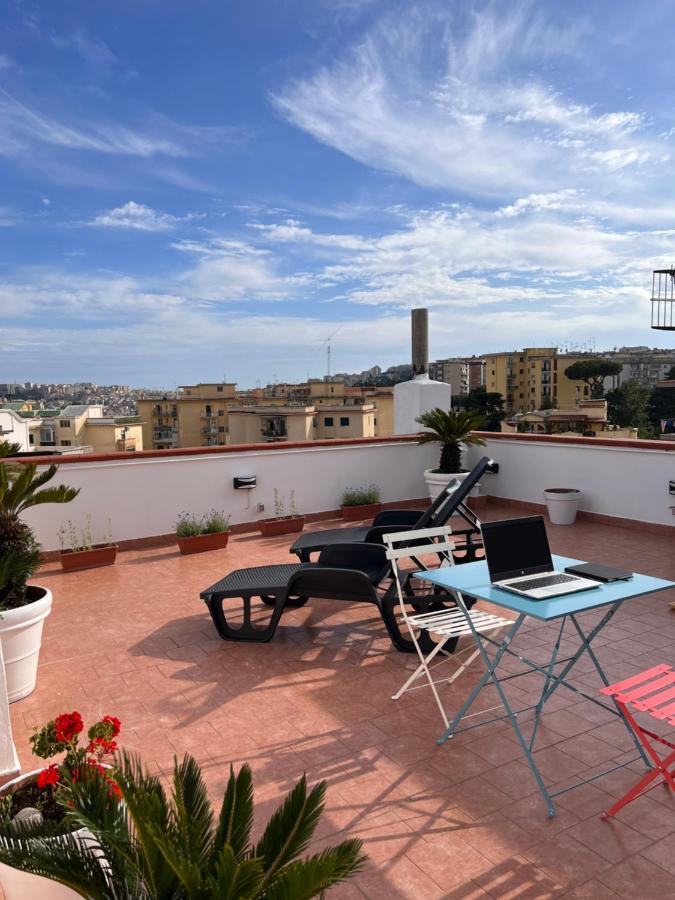 Appartement Terrazza Lieti à Naples Extérieur photo
