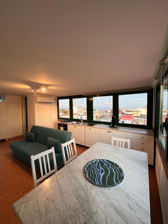 Appartement Terrazza Lieti à Naples Extérieur photo